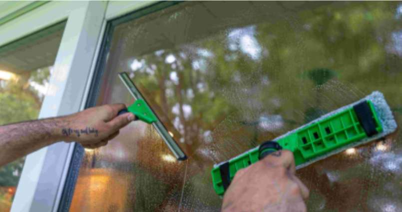 Nettoyage des baies vitrées